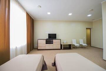 Фото номера Двухместный номер с 2 отдельными кроватями Отель Elite Hotel г. Бельцы 5